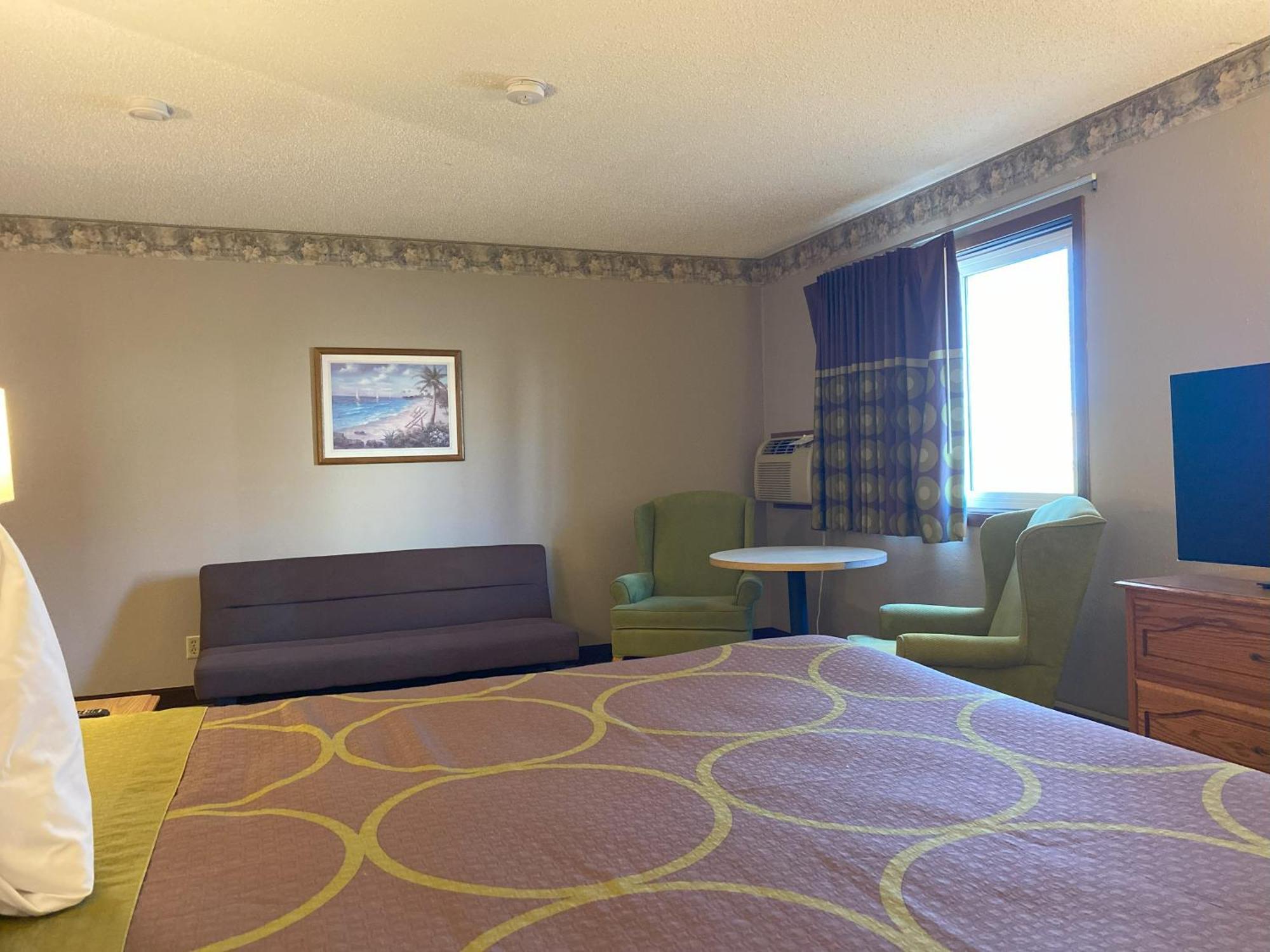 Super 8 By Wyndham Green Bay Near Stadium Ngoại thất bức ảnh